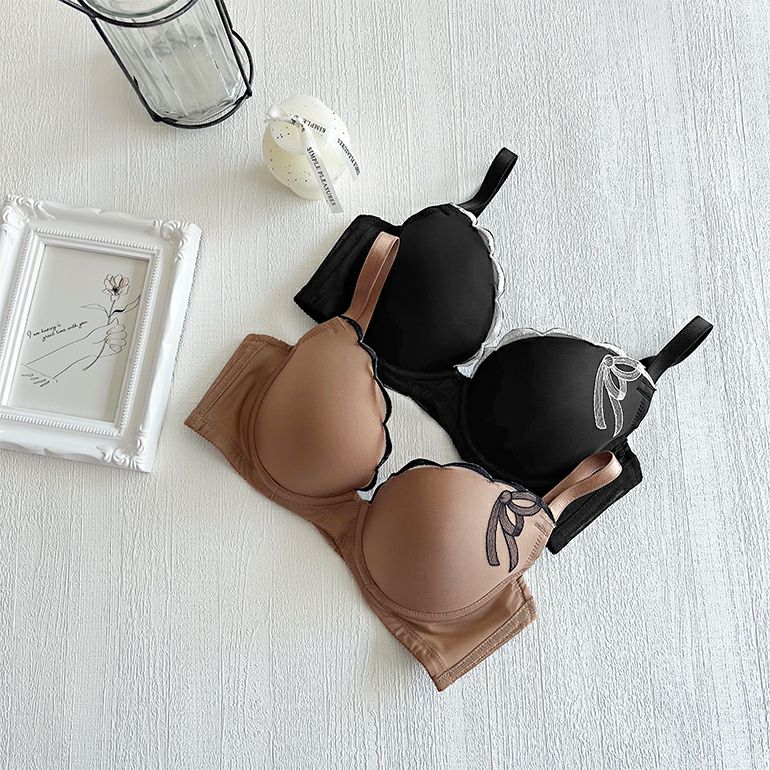 ブラデリス スムーズモールドカップブラ25S1