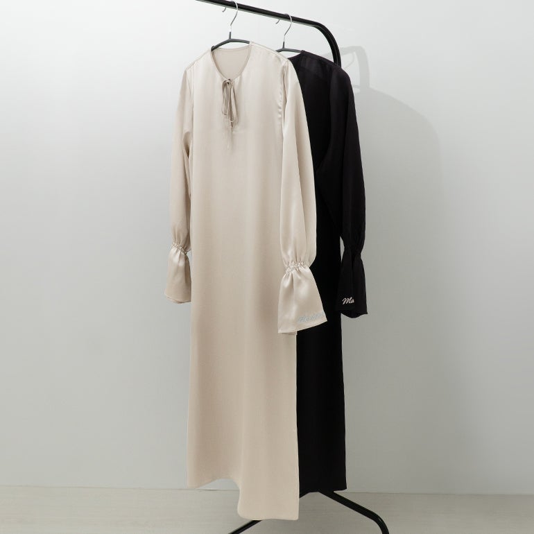 ブラデリス シルクロングスリーブワンピース